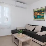 Vendégház Tia Veli Lošinj