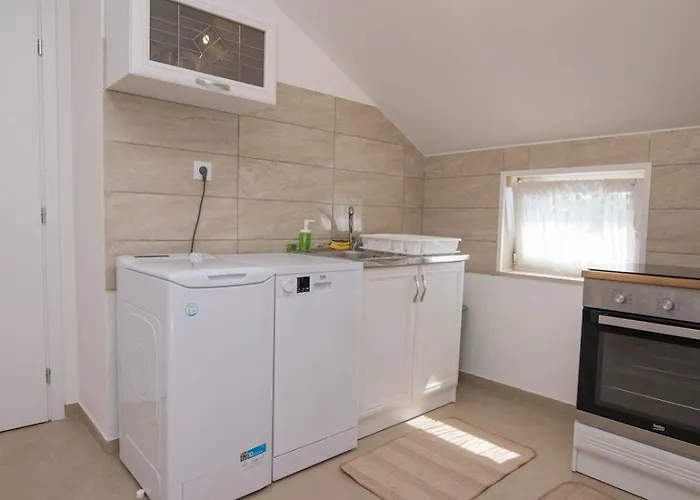 Tia 3* Veli Lošinj