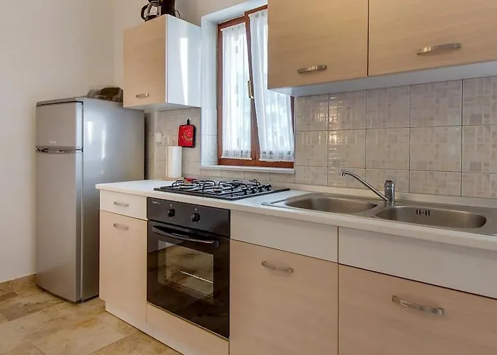 Tia 3* Veli Lošinj