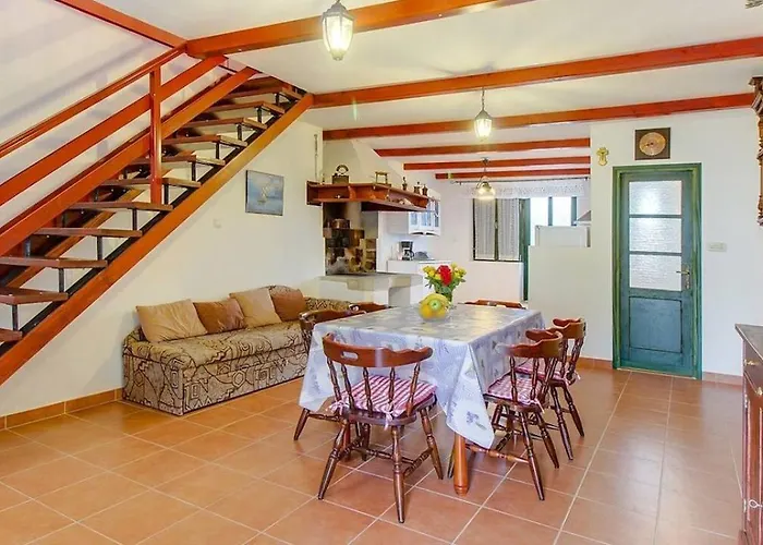 بيت ضيافة Tia Veli Lošinj