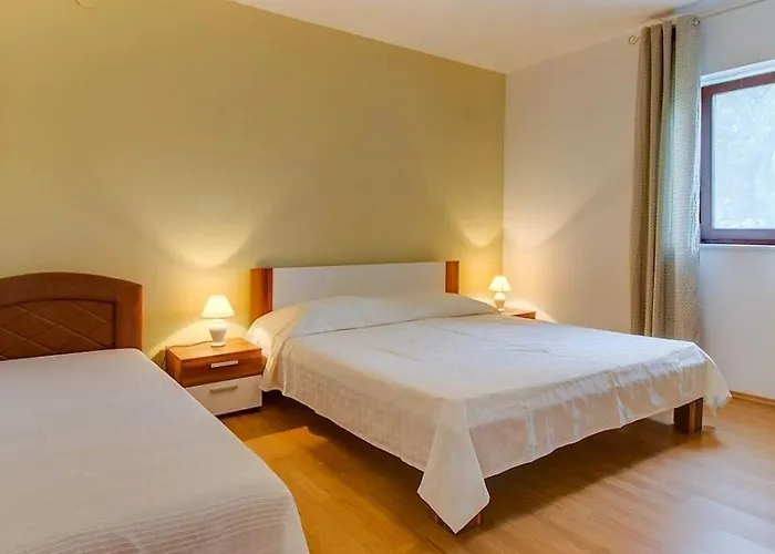 Tia 3* Veli Lošinj