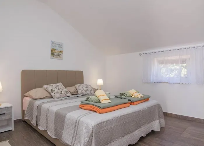 بيت ضيافة Tia Veli Lošinj