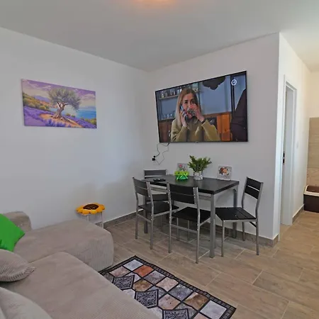 Tia Konukevi Veli Lošinj