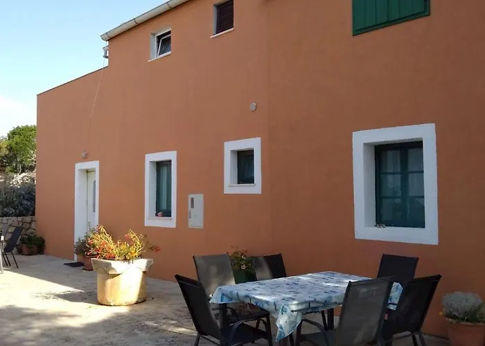 Casa de hóspedes Tia